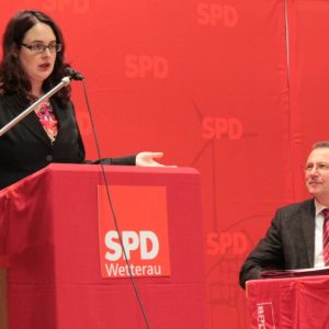 Lisa Gnadl auf der Wahlkreiskonferenz